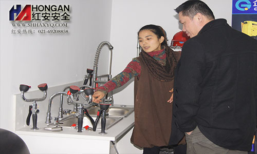 實(shí)驗(yàn)室洗眼器產(chǎn)品介紹 實(shí)驗(yàn)室洗眼器產(chǎn)品介紹